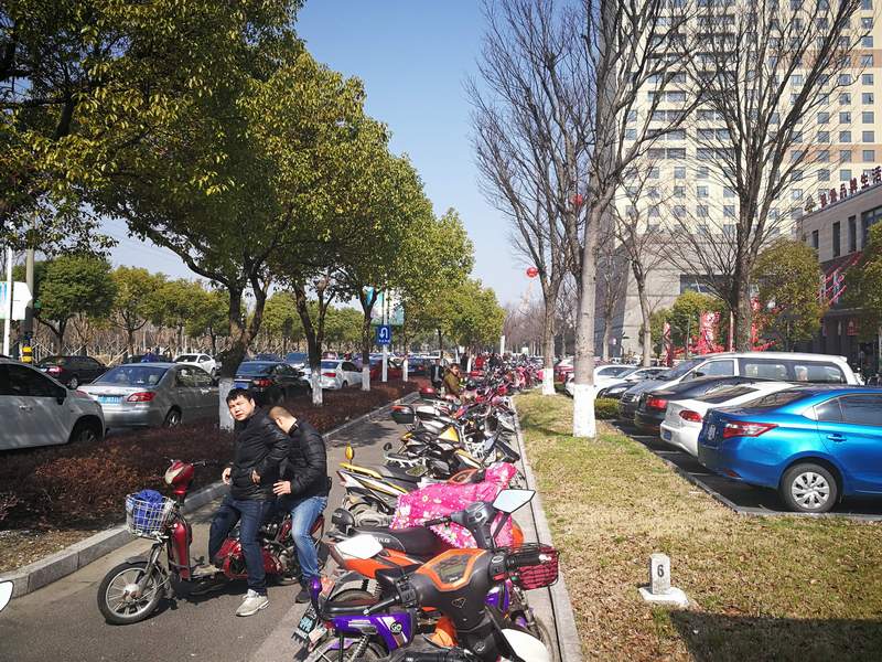 人才“挤挤”——太仓市2018春季招聘会线下招聘会圆满落幕