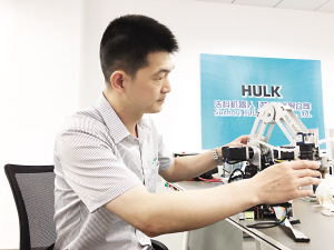浩科公司总经理张家奇 打造国产高品质机器人标杆